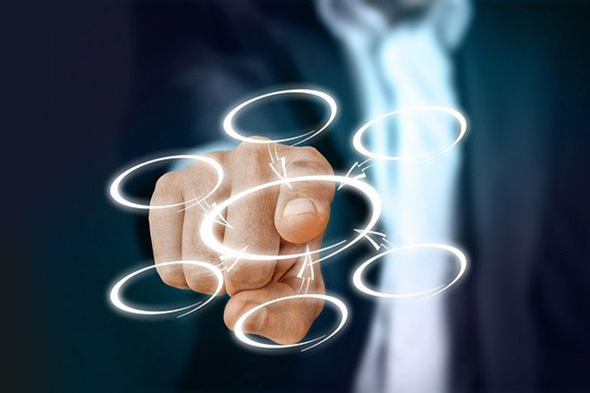 Áp lực đưa tin khiến báo chí thiếu sự kiểm chứng. Ảnh Internet