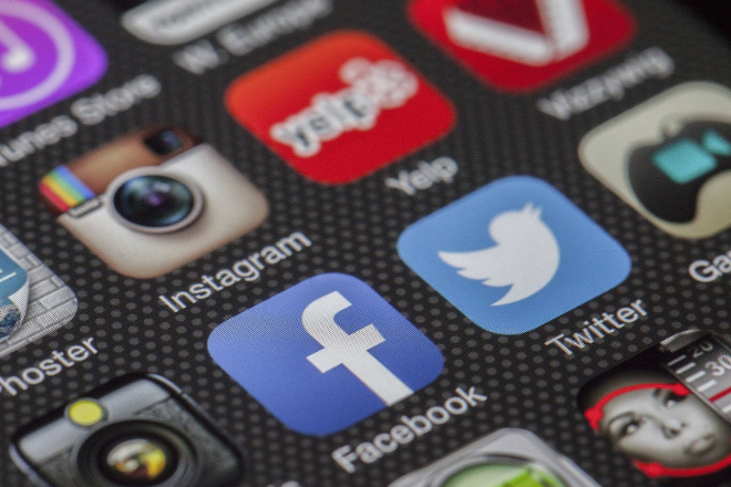 Social Network là một khái niệm cực kỳ rộng không chỉ bao gồm Facebook hay Twitter. Ảnh Internet