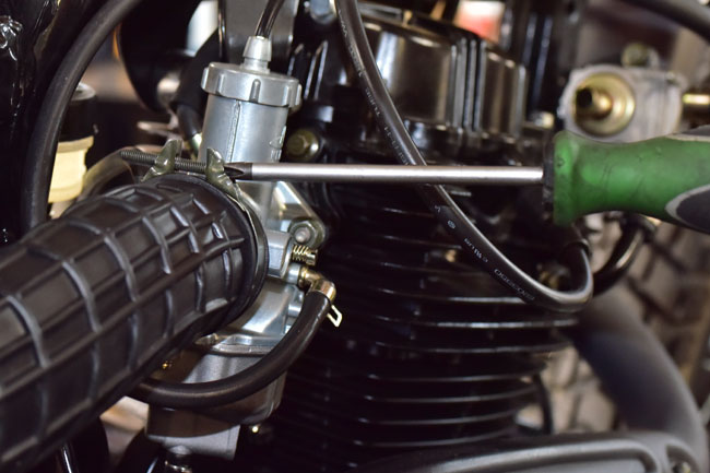 Bộ chế hòa khí thao tác dễ dàng